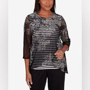 Alfred Dunner Opposites Attract Floral Mesh Stripe Top-Black/ White-Women Large